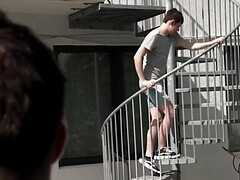 18 jaar, Badkamer, Grote lul, Lul, Hd, Onschuldig, Moeder, Naakt