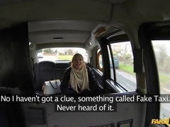 Sucer une bite, En levrette, Doigter, Branlette thaïlandaise, Léchez, De plein air, Chatte, Lécher le sphincter