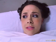 Большие сиськи, Брюнетки, Сперма на лице, Вчетвером, Массаж, Масло, Реалити, Рыжие