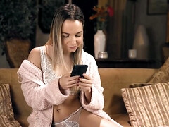 18 ans, 69, Blonde, Face assise, Hard, Léchez, Actrice du porno, Chatte