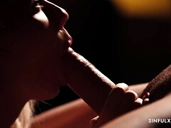 Gros seins, Queue, Femelle, Doigter, Souple, Hd, Maman, Chatte