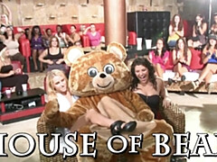 Verga grande, Mamada, Bailar, Grupo, Sexo duro, Hd, Madres para coger, Fiesta