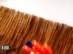 デカ尻, イギリス人, 巨乳な, 女, レズビアン, オーガズム, タトゥー, オッパイの