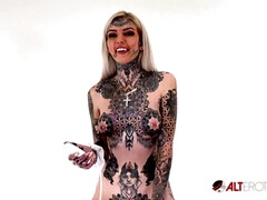 デカパイ, ブロンド, 剃毛, ソフトコア, 一人, タトゥー, オッパイの, おもちゃ