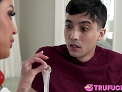 Любители, Большая жопа, Минет, Секс без цензуры, Милф, Крошечные, От первого лица, Табу