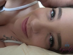 Amateur, Cul, Éjaculation interne, Petite amie, Branlette thaïlandaise, Chatte, Maigrichonne, Allumeuse