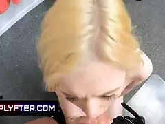 18 jahre, Blondine, Sperma im mund, Schwanz, Handjob, Pov, Sklave, Uniform