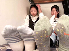 japanese Students' feet and soles in Dorm(Socks and Barefoot)