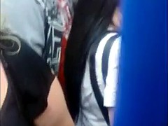 デカパイ, のぞき