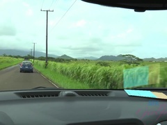 Leie, Aufs gesicht abspritzen, Fingern, Handjob, Pov, Öffentlich, Rasiert, Titten