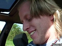 Блондинки, Чешки, Бабушки, Хд, Зрелые, На природе, Реалити, Наездница