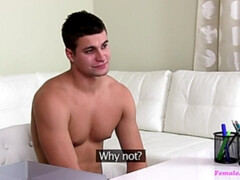 Amateur, Sucer une bite, En levrette, Femelle, Léchez, Bureau, Pov, Chatte