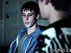 In den arsch, Grosser schwanz, Blasen, Spermaladung, Schwul, Masturbation, Verführt