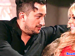 Tromperie, Petite amie, Nénés