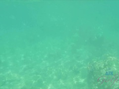 Leie, Strand, Braunhaarige, Nackt, Öl, Im freien, Pov, Titten