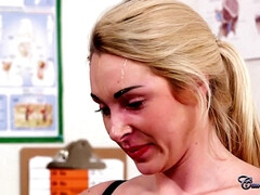 Grosse titten, Blasen, Spermaladung, Aufs gesicht abspritzen, Spassig, Milf, Pov, Muschi
