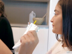 Kont, Blond, Latijnse vrouw, Doordringend, Billekoek, Tieten likken, Speelgoed, Vibrator