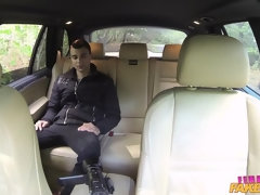 Amateur, Mamada, Coche, Hembra, Pajear, Lamidas, Pov, Coño