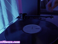 Amateur, Plantureuse, Lesbienne, Petite femme