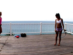 Culo grande, Rubia, Morena, Tetona, Lesbiana, Natural, Al aire libre, Coño