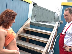 Любители, Большой член, Минет, Секс без цензуры, Домохозяйки, На природе, Рыжие, Сиськи