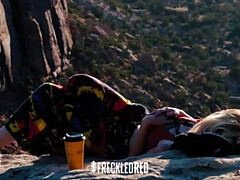 Leie, Blondine, Frau, Behaart, Im freien, Öffentlich, Muschi, Dusche