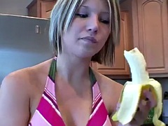 Amateur, Nana, Blonde, Léchez, Masturbation, Culottes ou slips, Suçant, Nénés