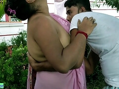 Gros cul, Gros seins, Homme nu et filles habillées, Hd, Indienne, Mature, Mamelons, Chatte
