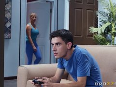 Bruinharig, Interraciaal, Rijpe lesbienne, Moeder die ik wil neuken, Pornster, Stiefmoeder, Tiener, Trio