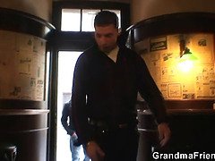 Толстушки, Большие сиськи, Блондинки, Бабушки, Зрелые, Мамочка, Реалити, Втроем