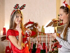 Grote kont, Zoenen, Lesbisch, Likken, Ondergoed, Kut duiken, Strippen, Tiener