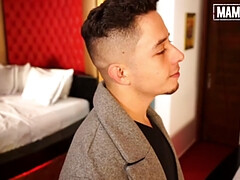 Blasen, Braunhaarige, Spermaladung, Hardcore, Latina, Rotschopf, Jungendliche (18+), Flotter dreier