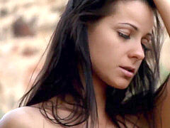 Большая жопа, Брюнетки, На природе