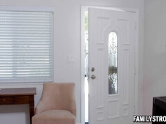 Красотки, Брюнетки, Член, Семья, Мастурбация, Киски, Бритые, Табу