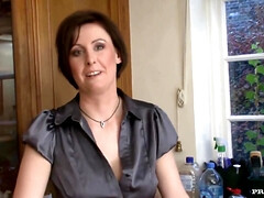 Schönheit, Braunhaarige, Vollbusig, Klassisch, Latex, Milf, Natürlich, Muschi