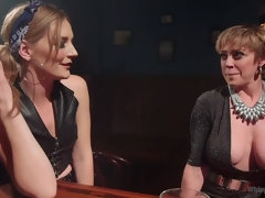Анальный секс, Бондаж, Сидя на лице, Женское доминирование, Пальцем, Групповуха, Лесбиянка, Киски