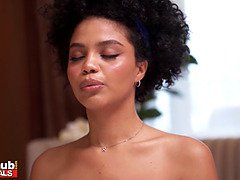 Amerikanisch, Grosser arsch, Grosser schwanz, Schwarz, Latina, Orgasmus, Ablutschen, Titten