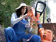 Grote kont, Grote lul, Grote mammen, Pijpbeurt, Bruinharig, Moeder die ik wil neuken, Buiten, Geschoren