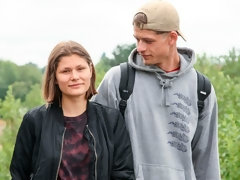 お尻, ブロンド, フェラチオ, キス, なめる, アウトドア, 剃毛, ティーン