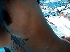 Gros cul, Femelle, Fétiche, Hd, Petite femme, Solo, Adolescente, Nénés