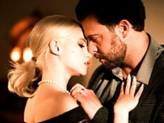 Verga grande, Rubia, Mamada, Estilo perrito, Tetas naturales, Cabello corto, Adolescente, Tetas