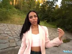 Arsch, Spermaladung, Hundestellung, Latina, Monster, Im freien, Pov, Realität