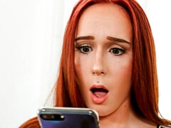 Cul, Sucer une bite, En levrette, Branlette thaïlandaise, Rousse roux, Tatouage, Adolescente, Nénés