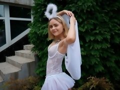 お尻, デカ尻, フェラチオ, 口内発射, 手コキする, なめる, ストッキング, おもちゃ