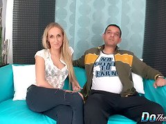 In den arsch, Blondine, Besamung, Gehörnter ehemann, Hardcore, Interrassisch, Reife frau in den arsch, Milf