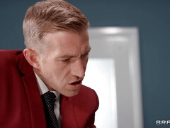 Brunette brune, 2 femmes 1 homme, Français, Mère que j'aimerais baiser, Maman, Bureau, Chatte, Plan cul à trois