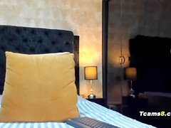 Hot Sissy t-girl flexes her ass and strokes her dick