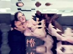 Gros seins, Blonde, Sucer une bite, Cocu, Branlette thaïlandaise, Hard, Mère que j'aimerais baiser, Nénés