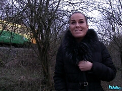 Amateur, Sucer une bite, Bottes, Brunette brune, Tchèque, Européenne, De plein air, Pov