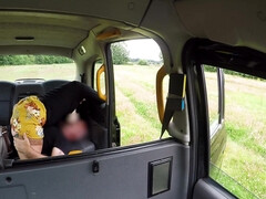 Tussi, Grosse titten, Blasen, Braunhaarige, Hundestellung, Hd, Milf